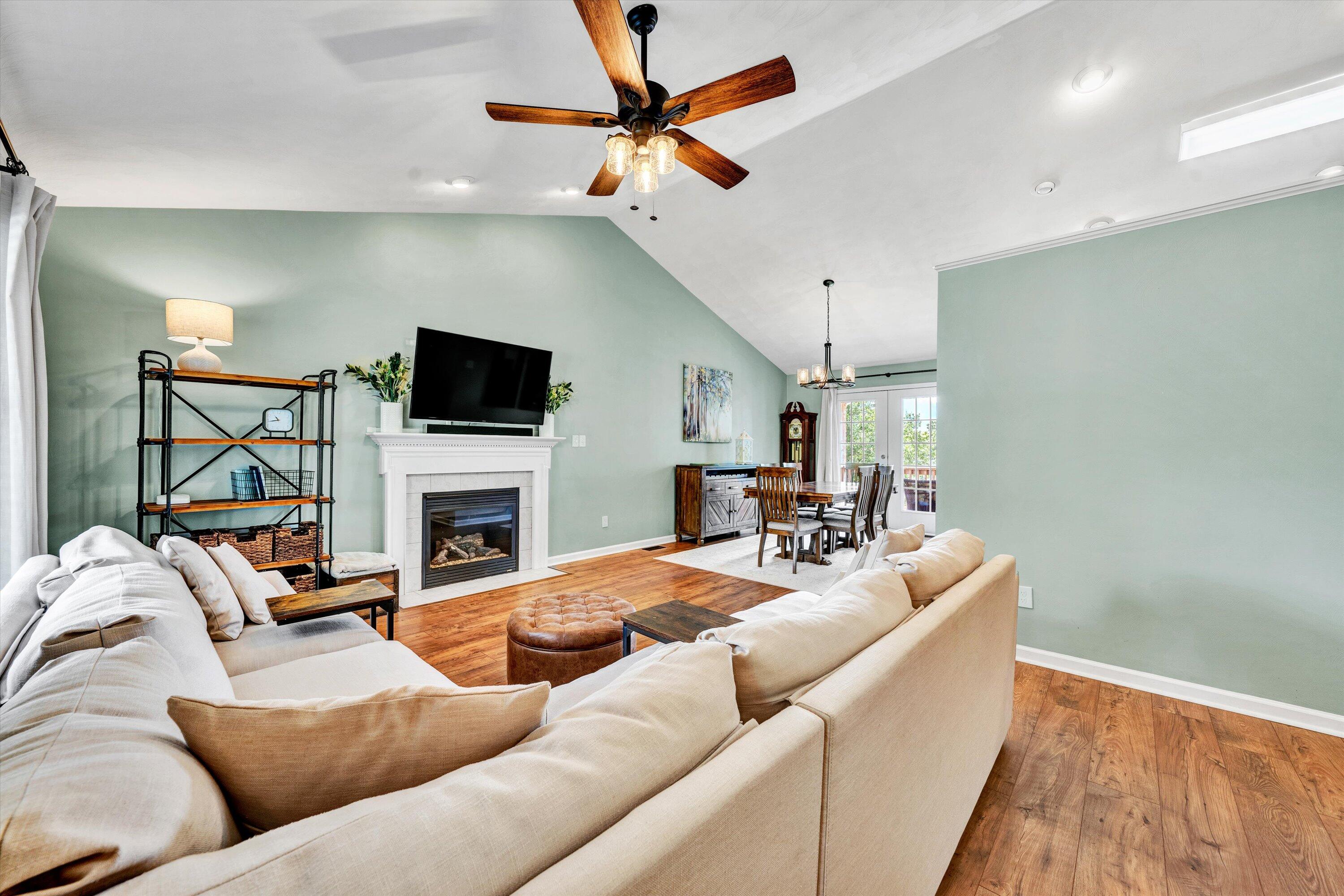 5617 Palmer Green CIR