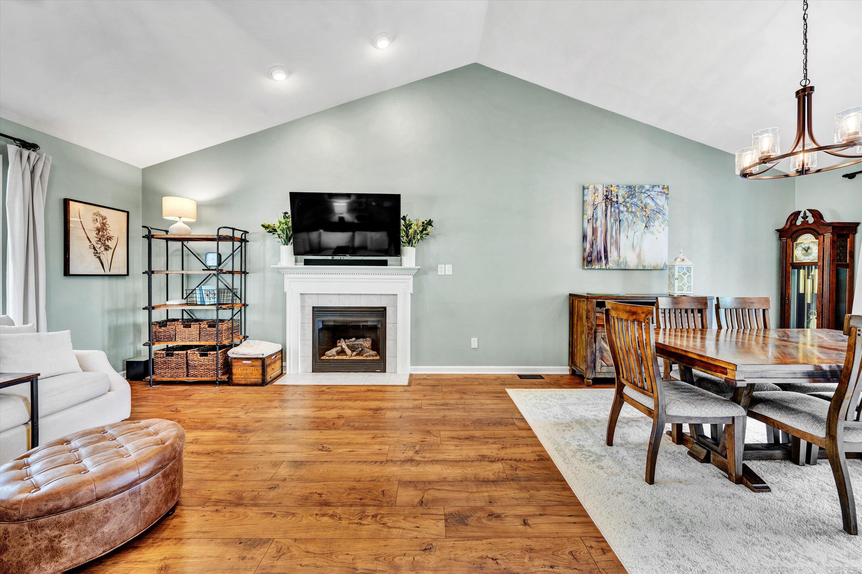 5617 Palmer Green CIR