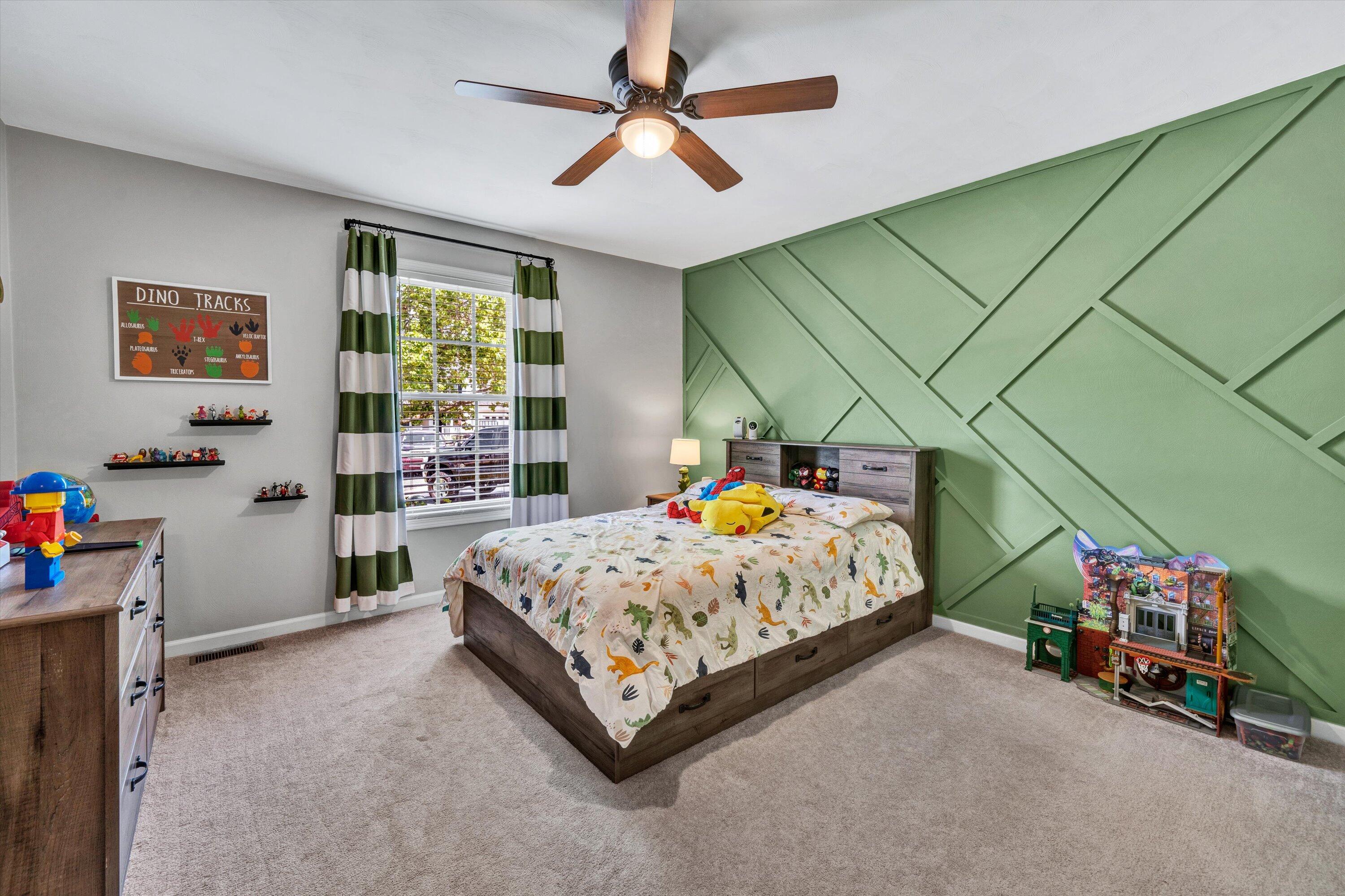 5617 Palmer Green CIR