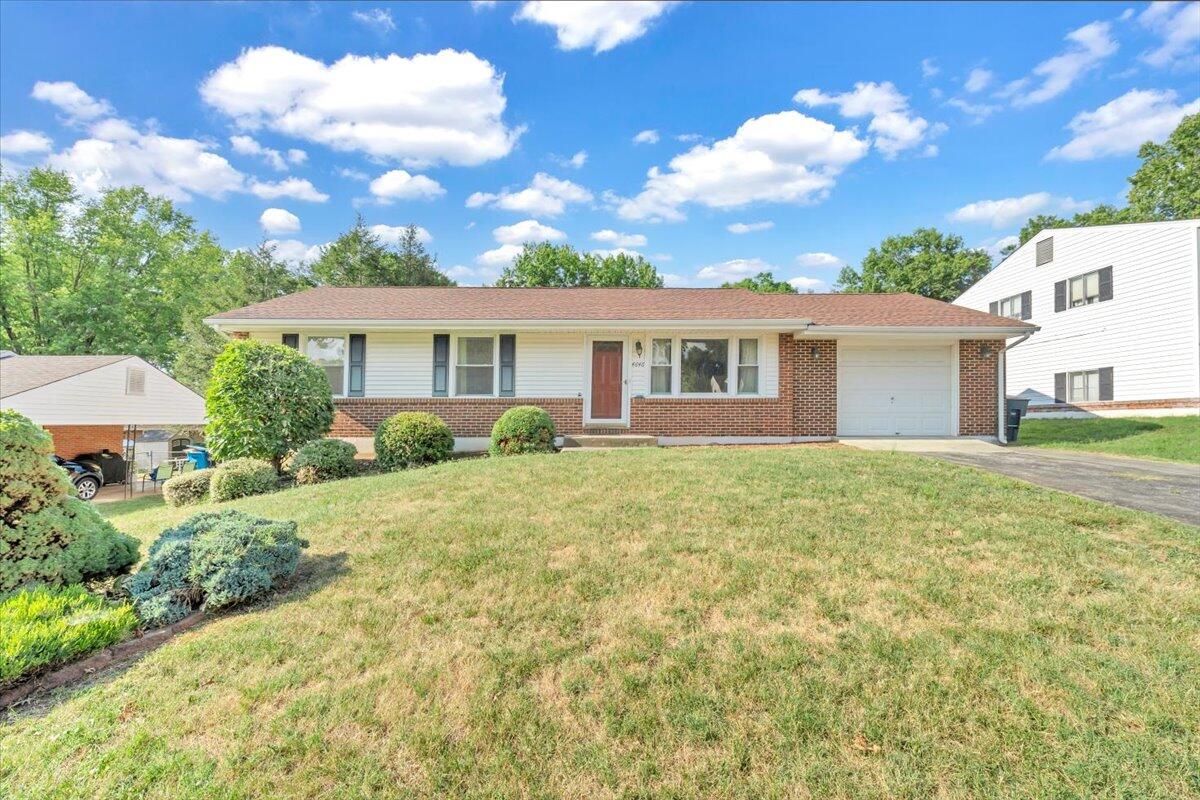 4646 Sanders DR NE
