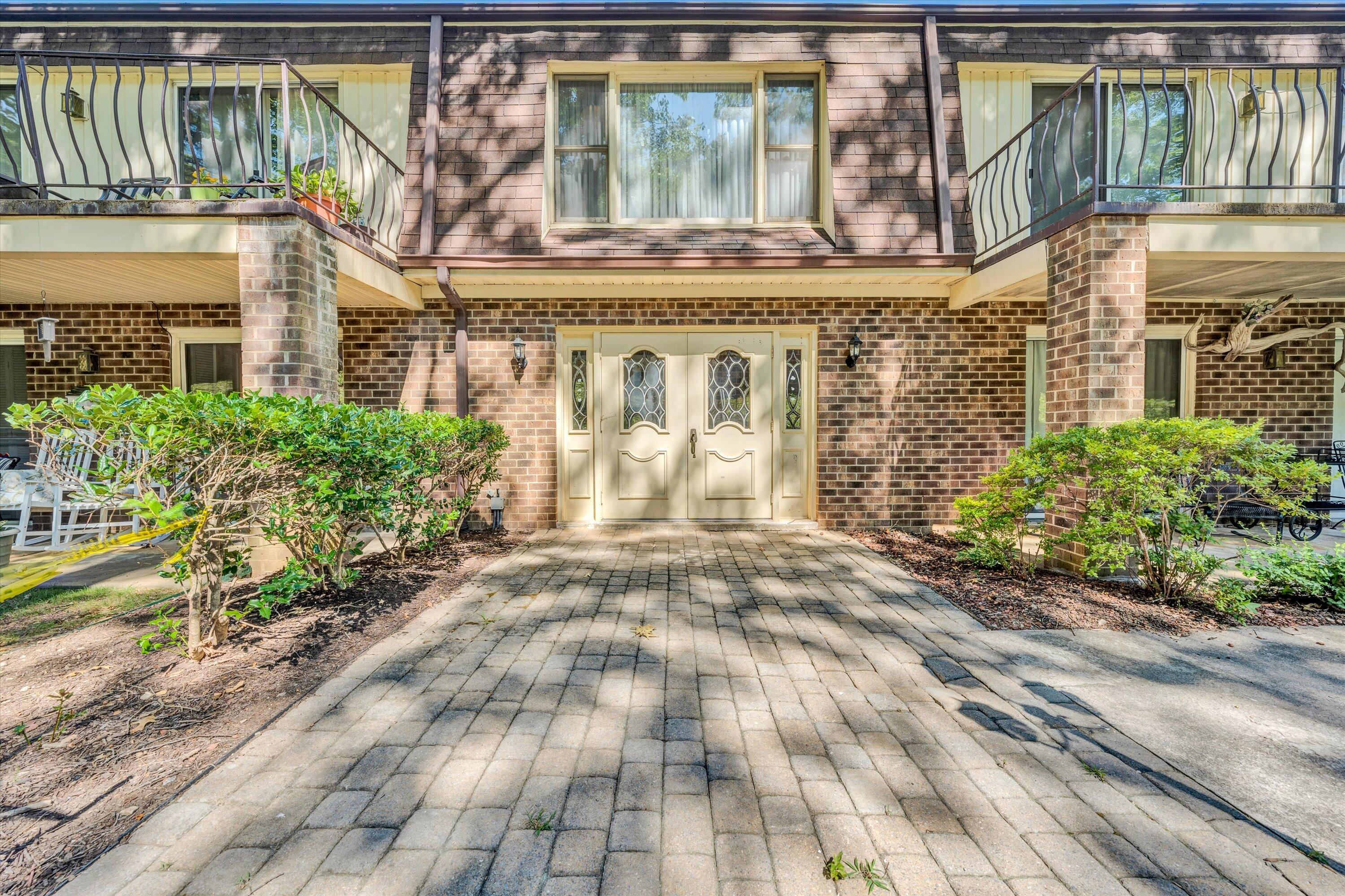 3400 Kim CT Unit: A16