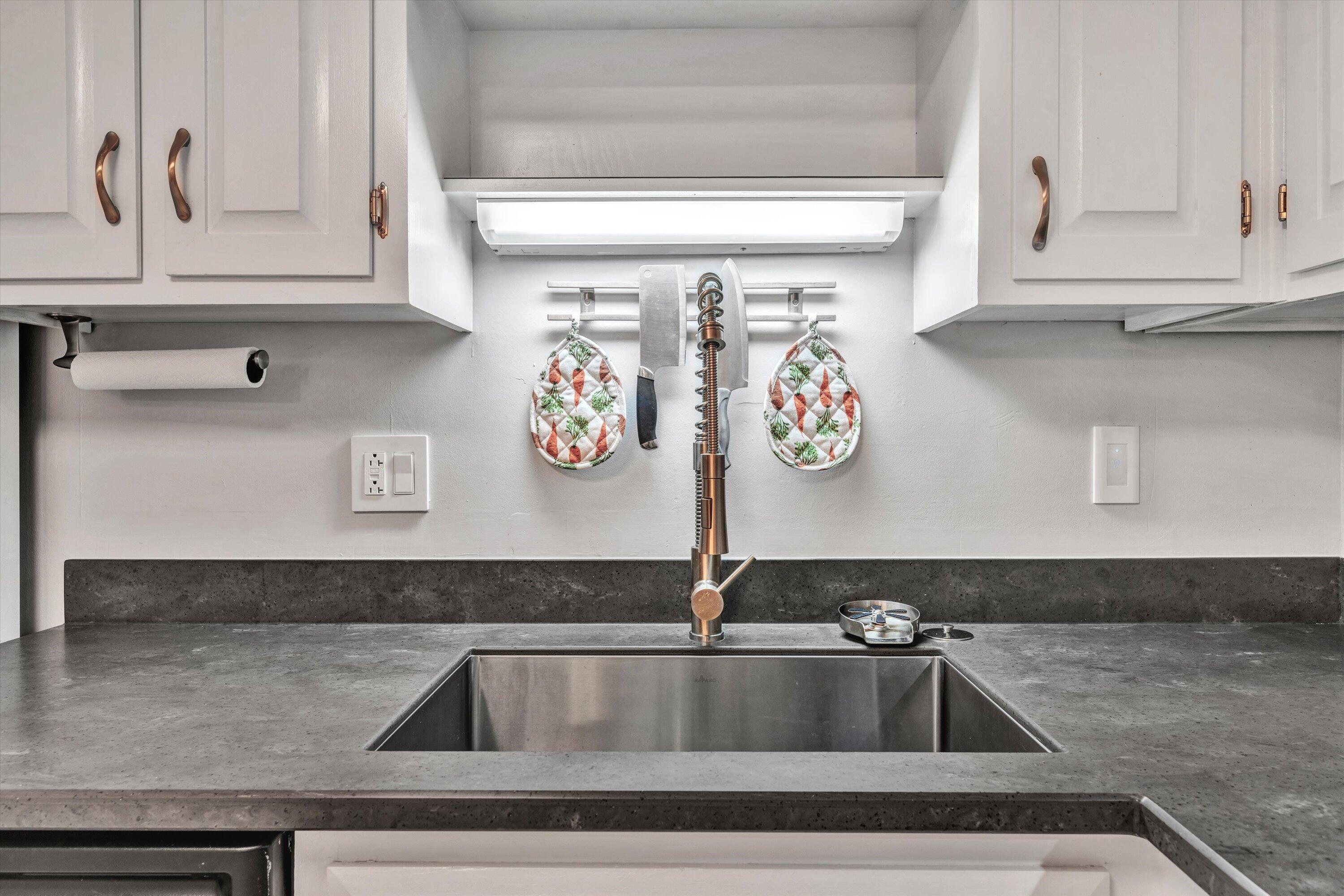 3400 Kim CT Unit: A16