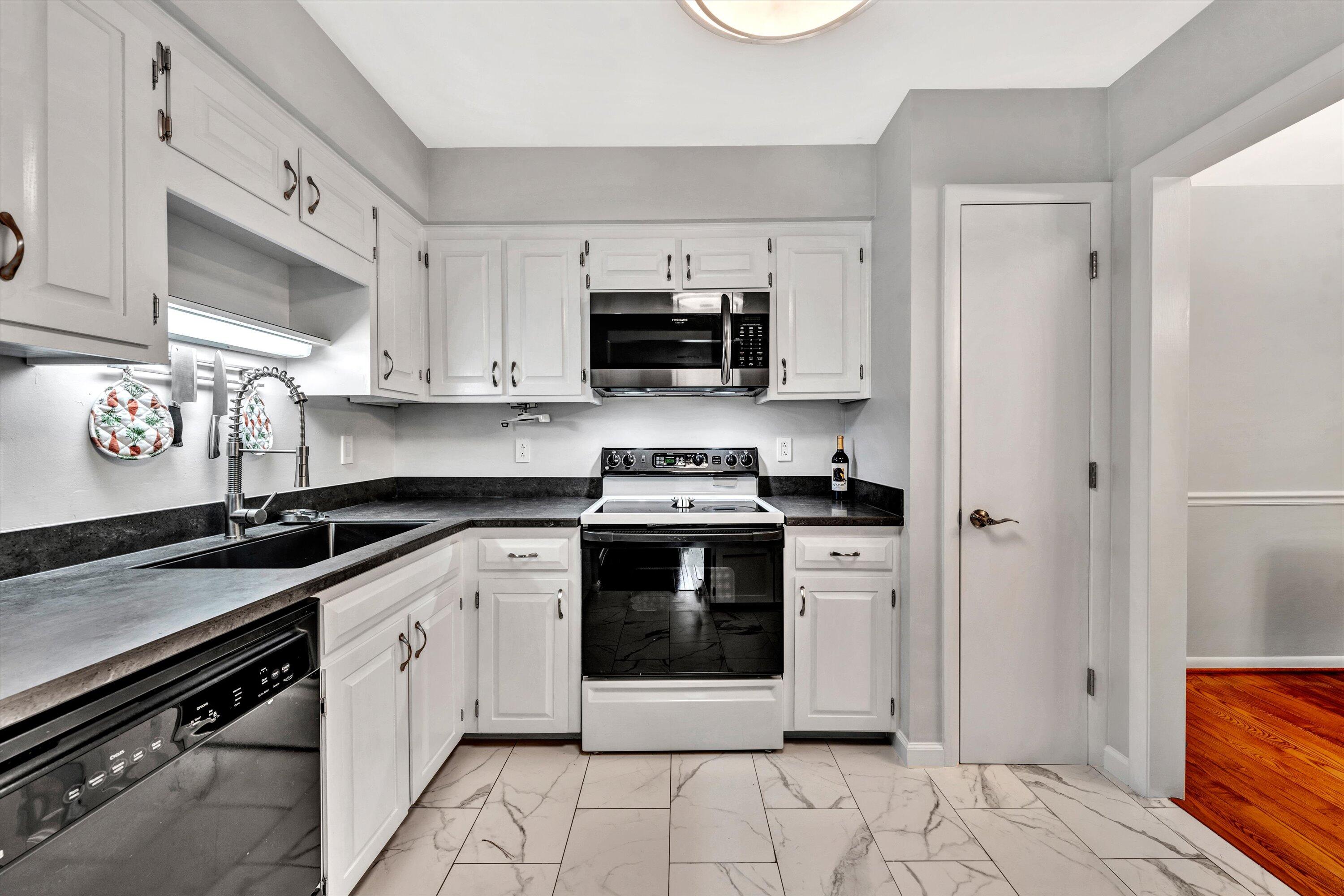 3400 Kim CT Unit: A16