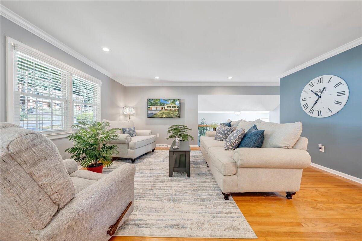 3968 Chaparral DR
