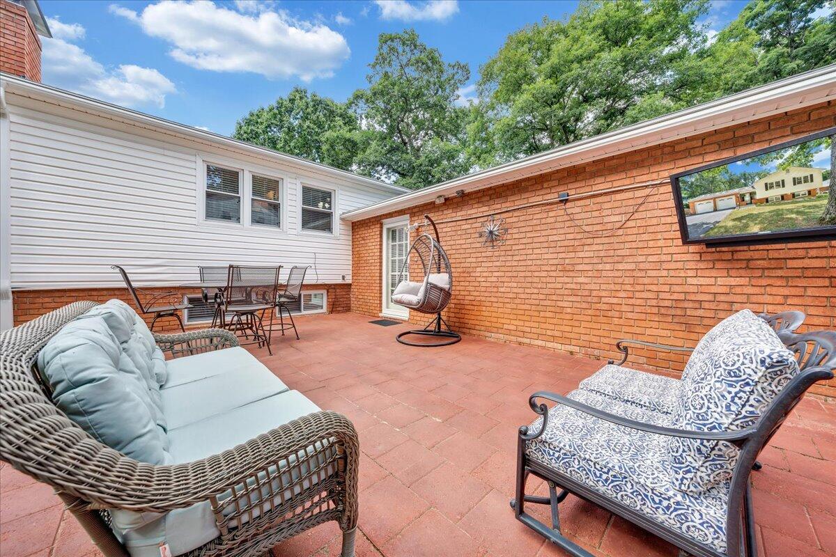 3968 Chaparral DR