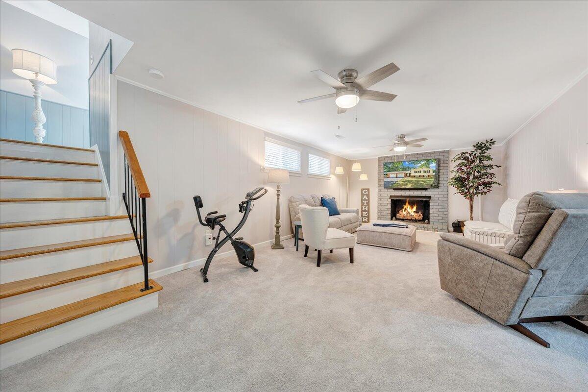 3968 Chaparral DR