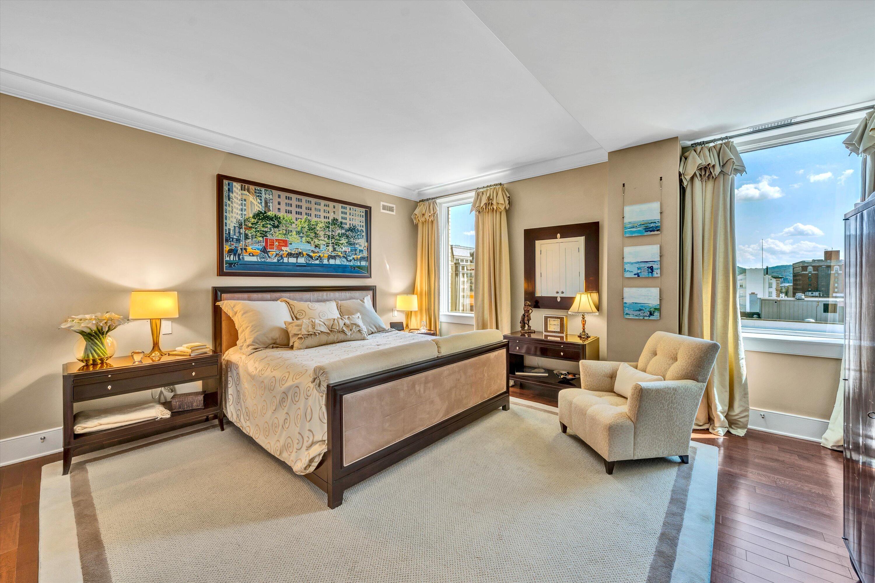 204 Jefferson ST SE Unit: 10