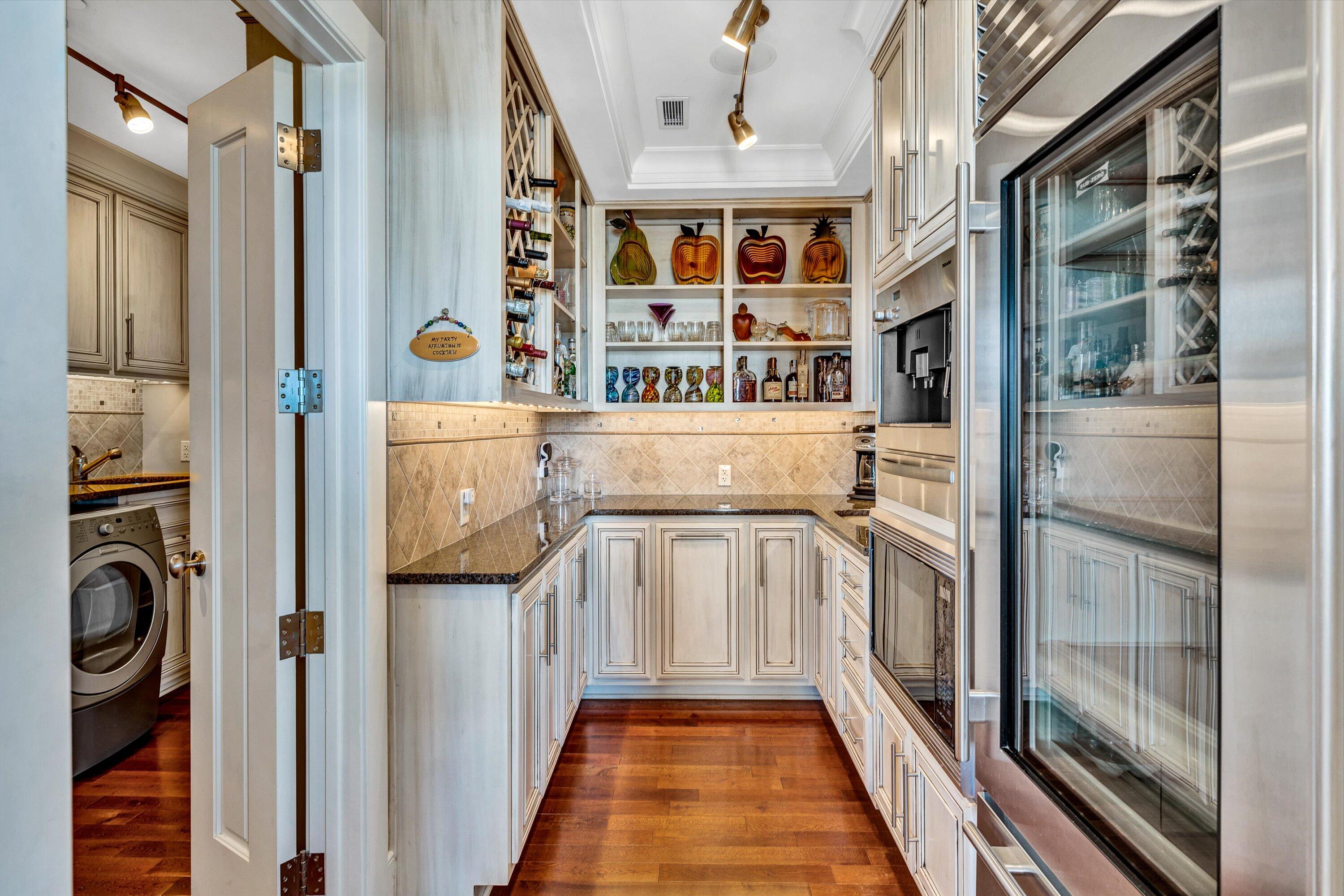 204 Jefferson ST SE Unit: 10