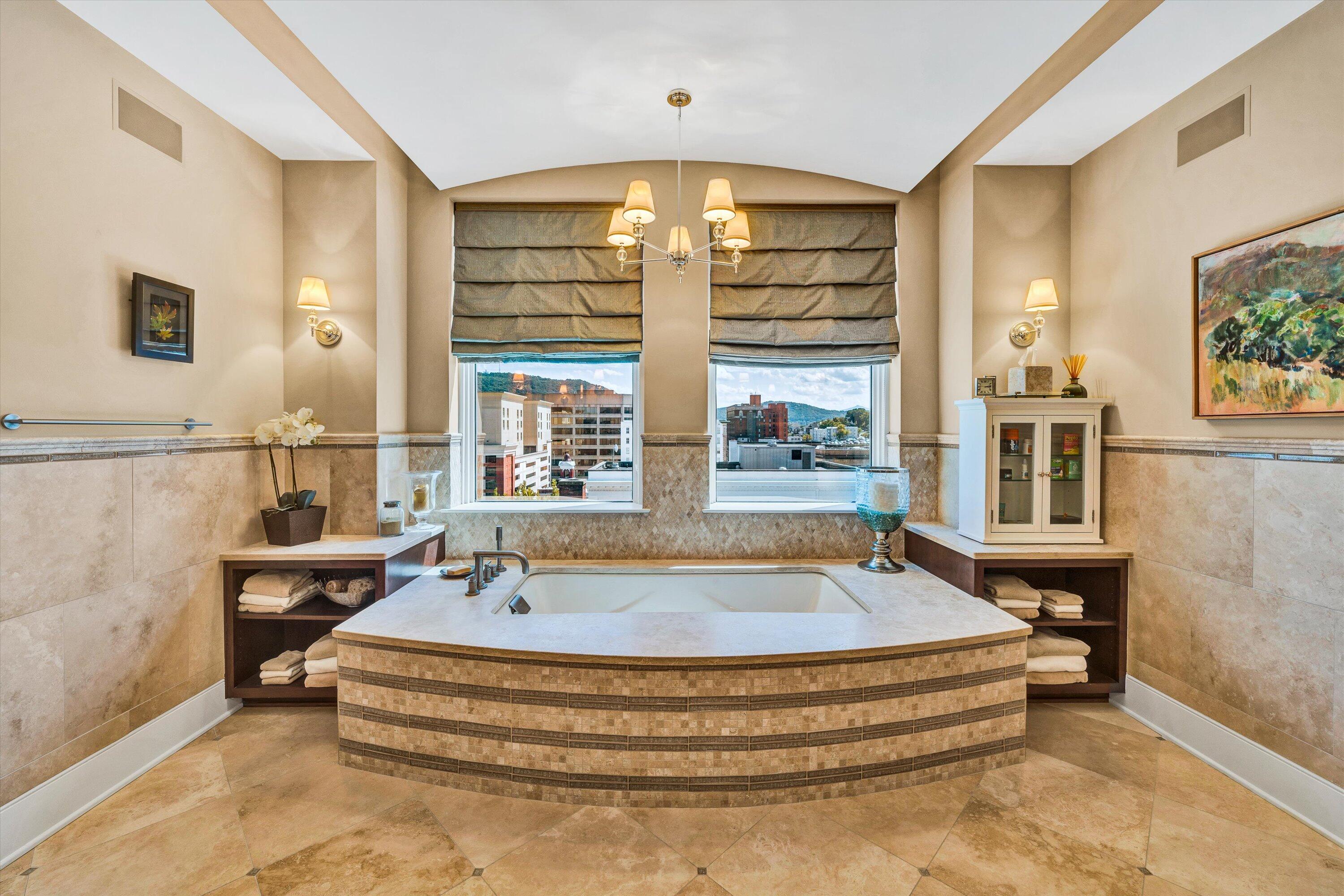 204 Jefferson ST SE Unit: 10