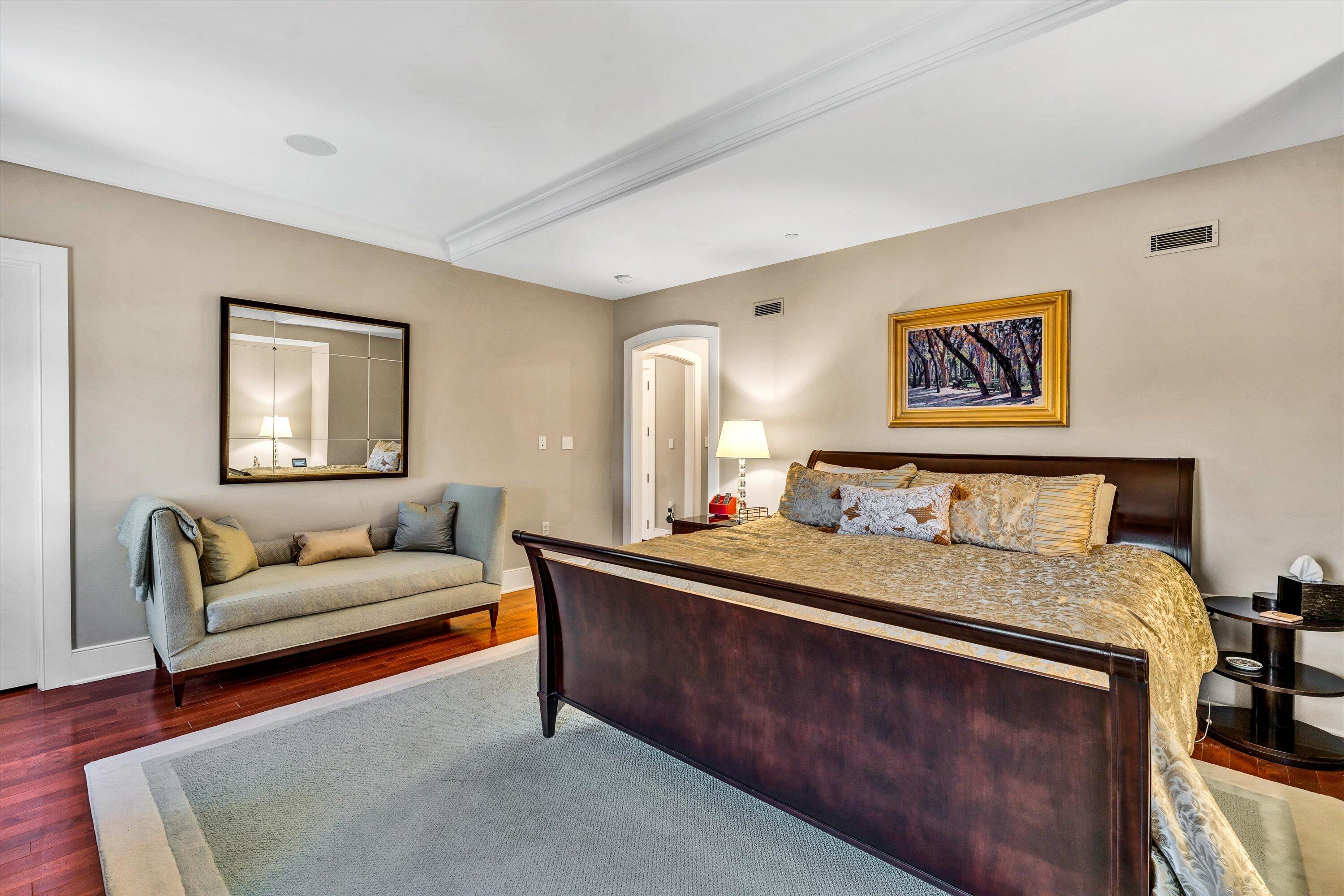 204 Jefferson ST SE Unit: 10