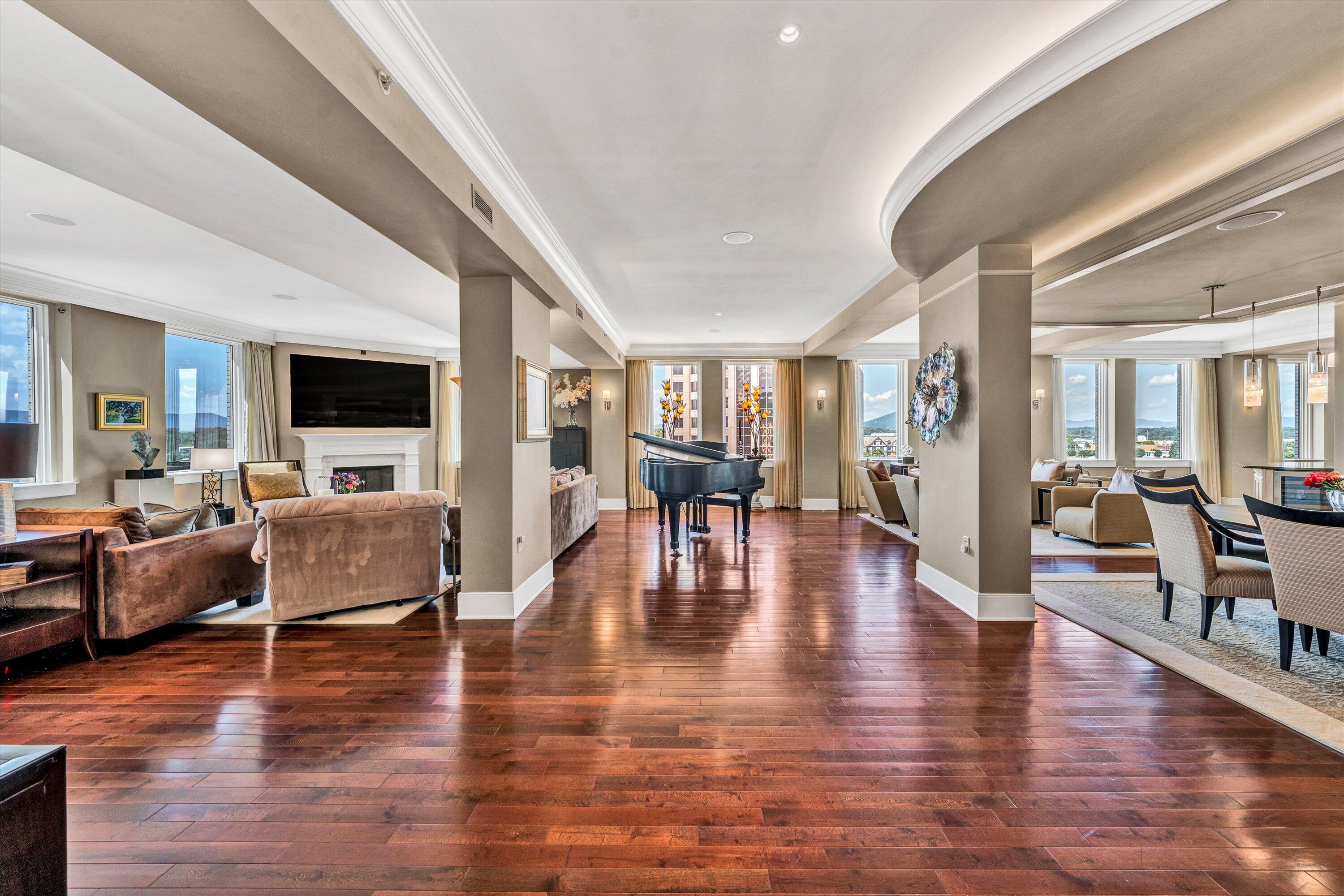 204 Jefferson ST SE Unit: 10