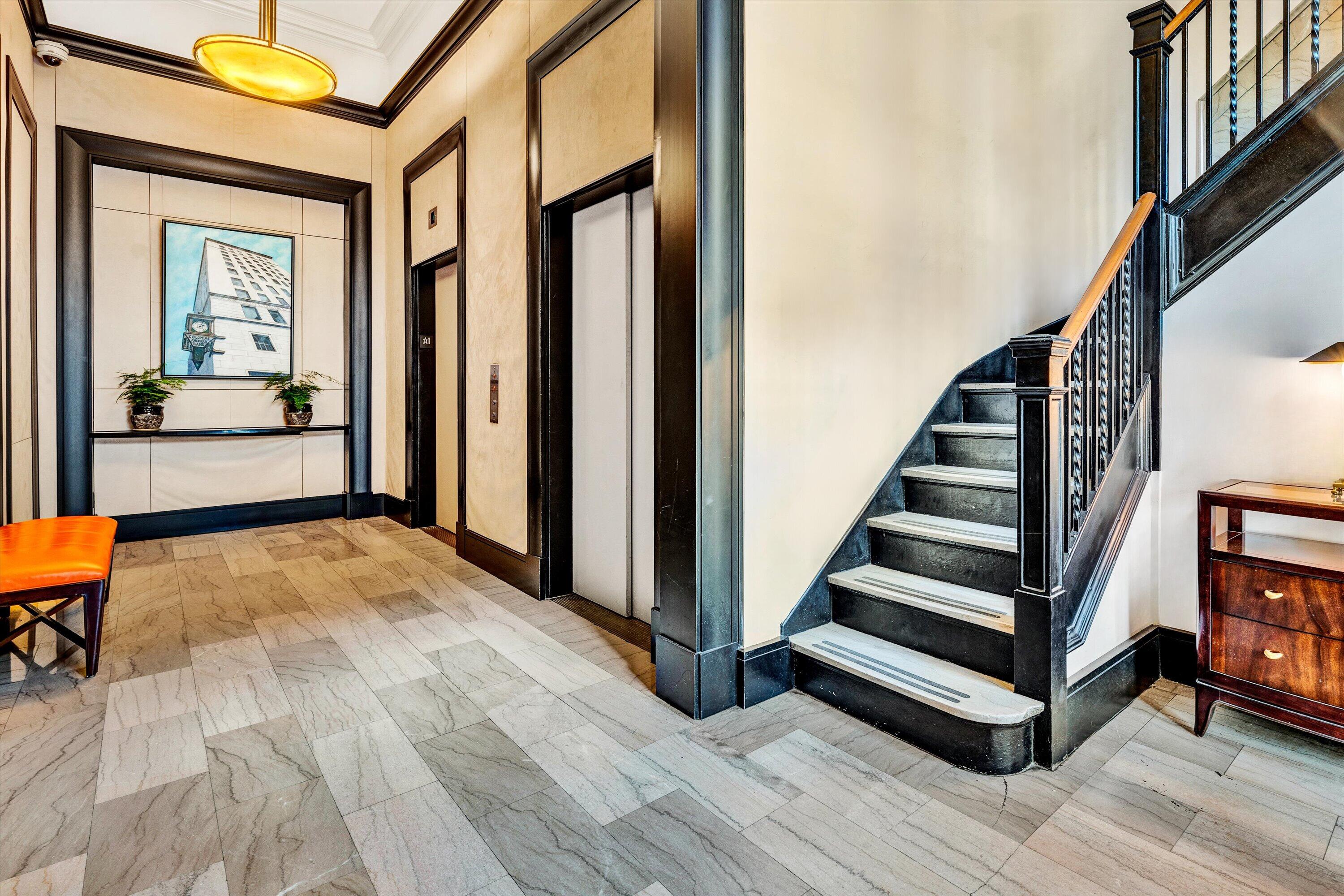 204 Jefferson ST SE Unit: 10