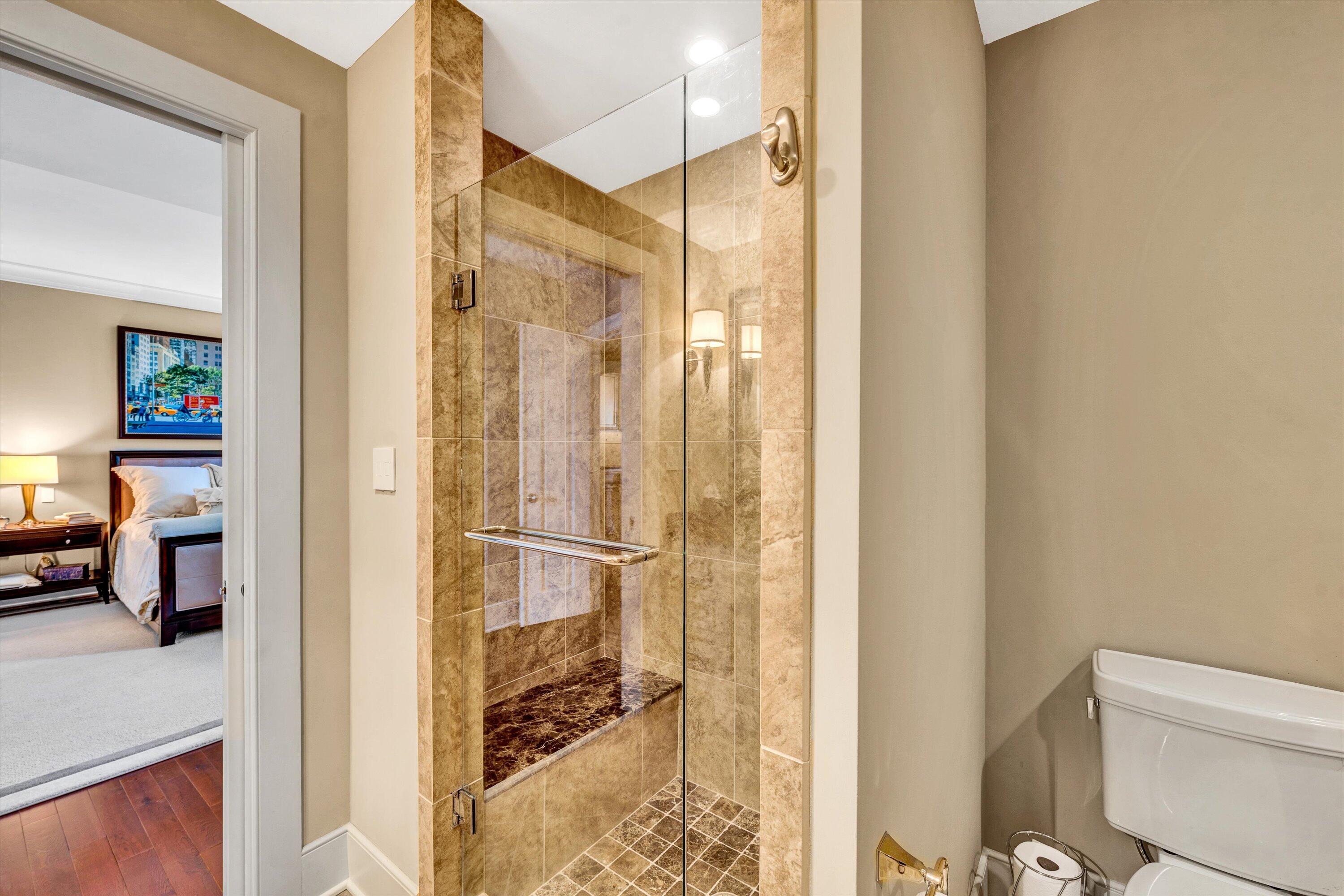 204 Jefferson ST SE Unit: 10