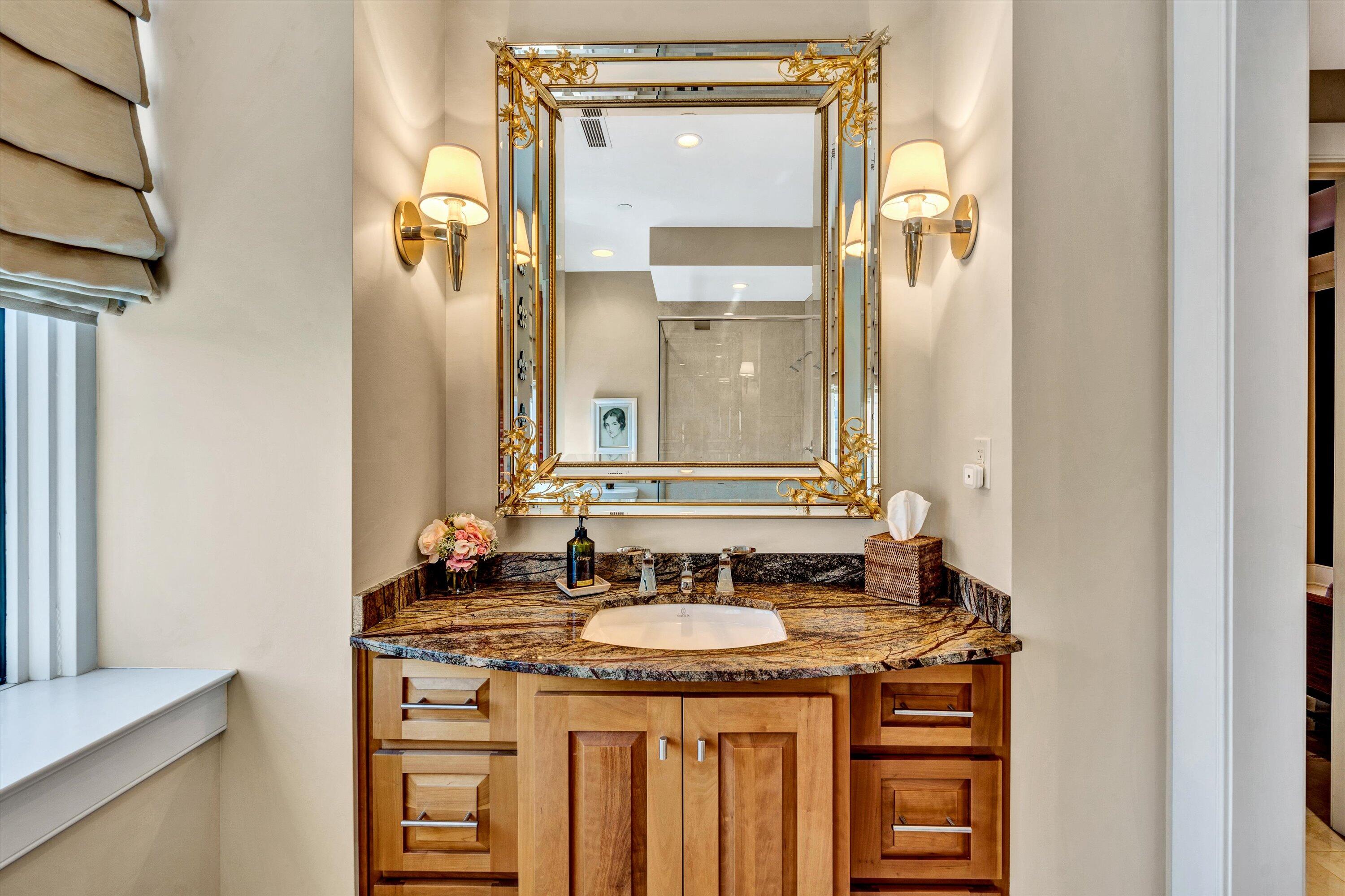 204 Jefferson ST SE Unit: 10