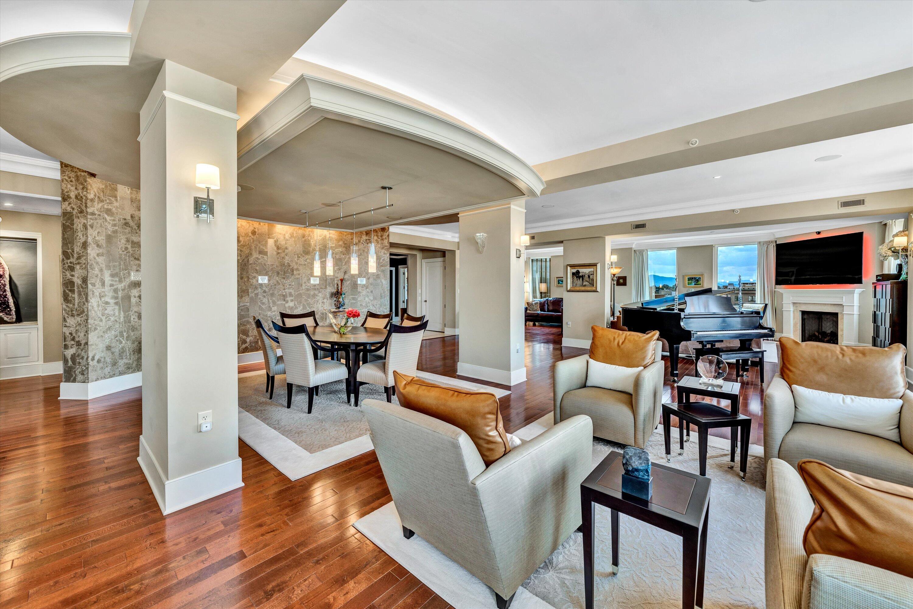 204 Jefferson ST SE Unit: 10