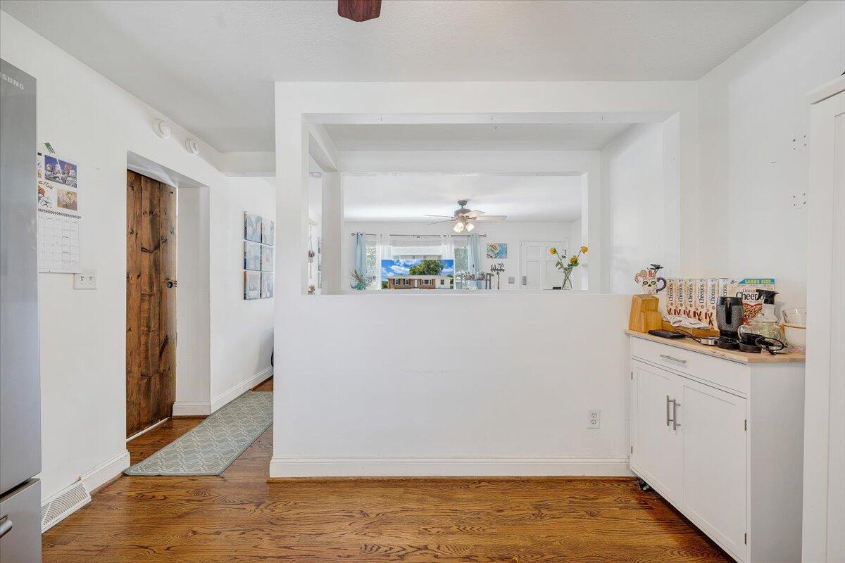 2926 Diplomat DR