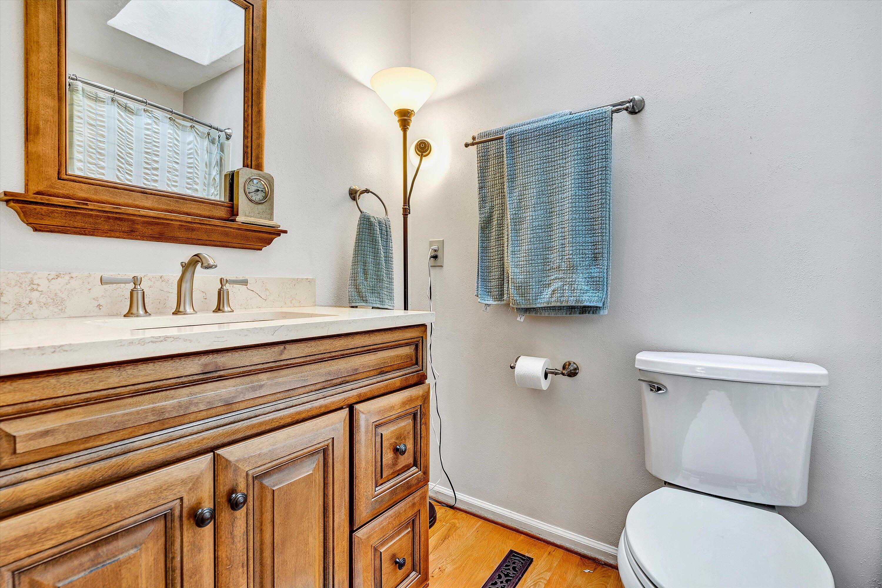 1942 Laurel Mountain DR