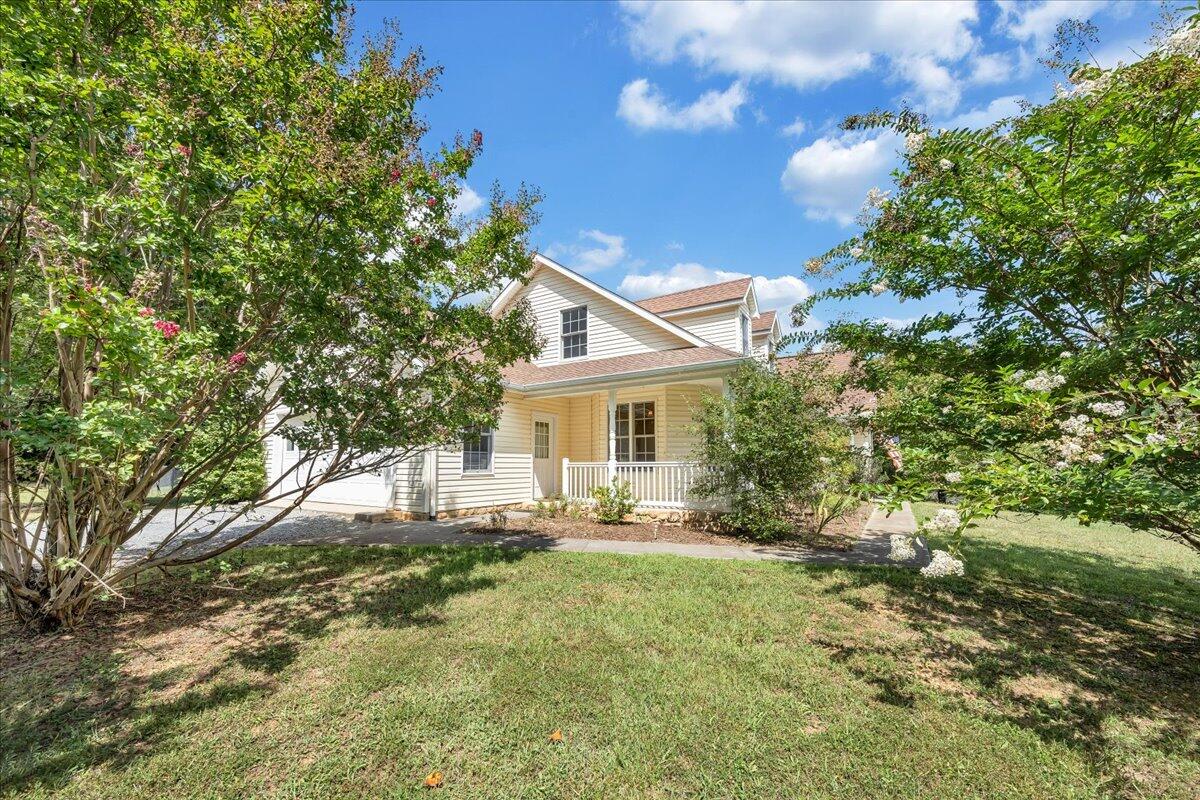 85 Walnut Springs LN