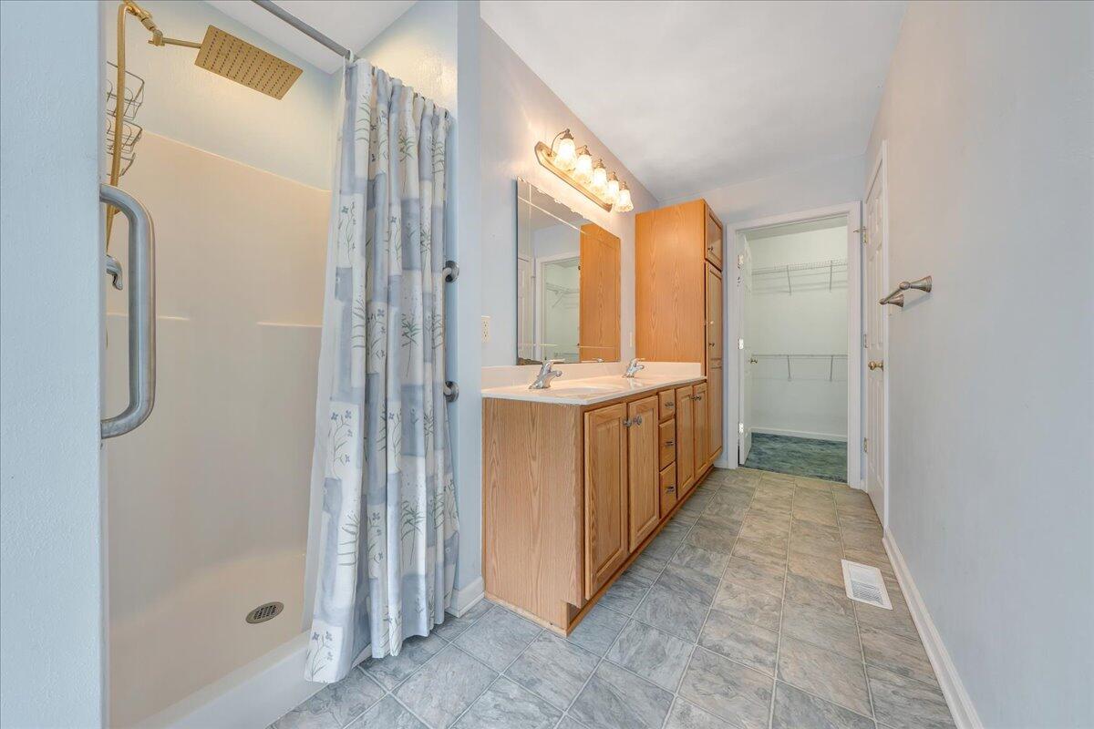 85 Walnut Springs LN