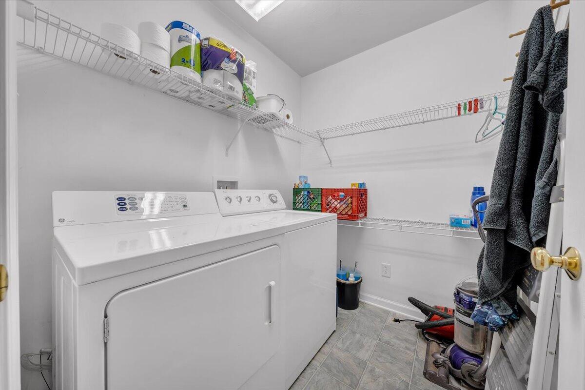 85 Walnut Springs LN