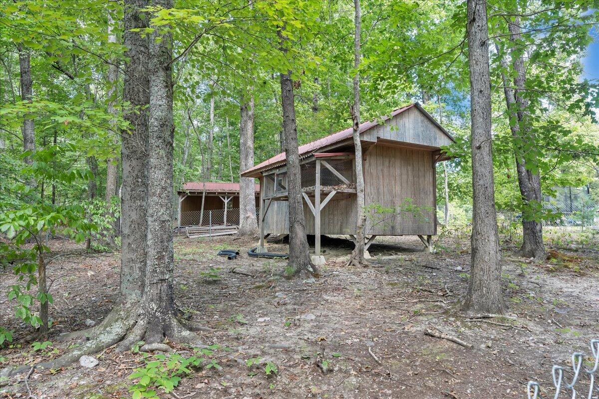 85 Walnut Springs LN