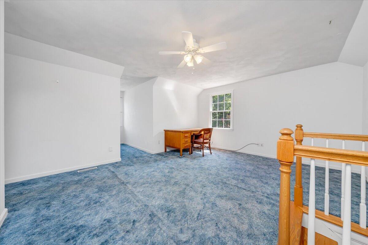 85 Walnut Springs LN