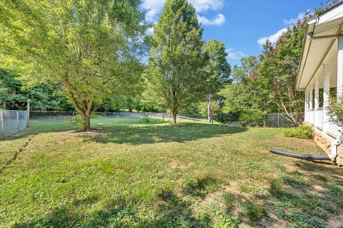 85 Walnut Springs LN