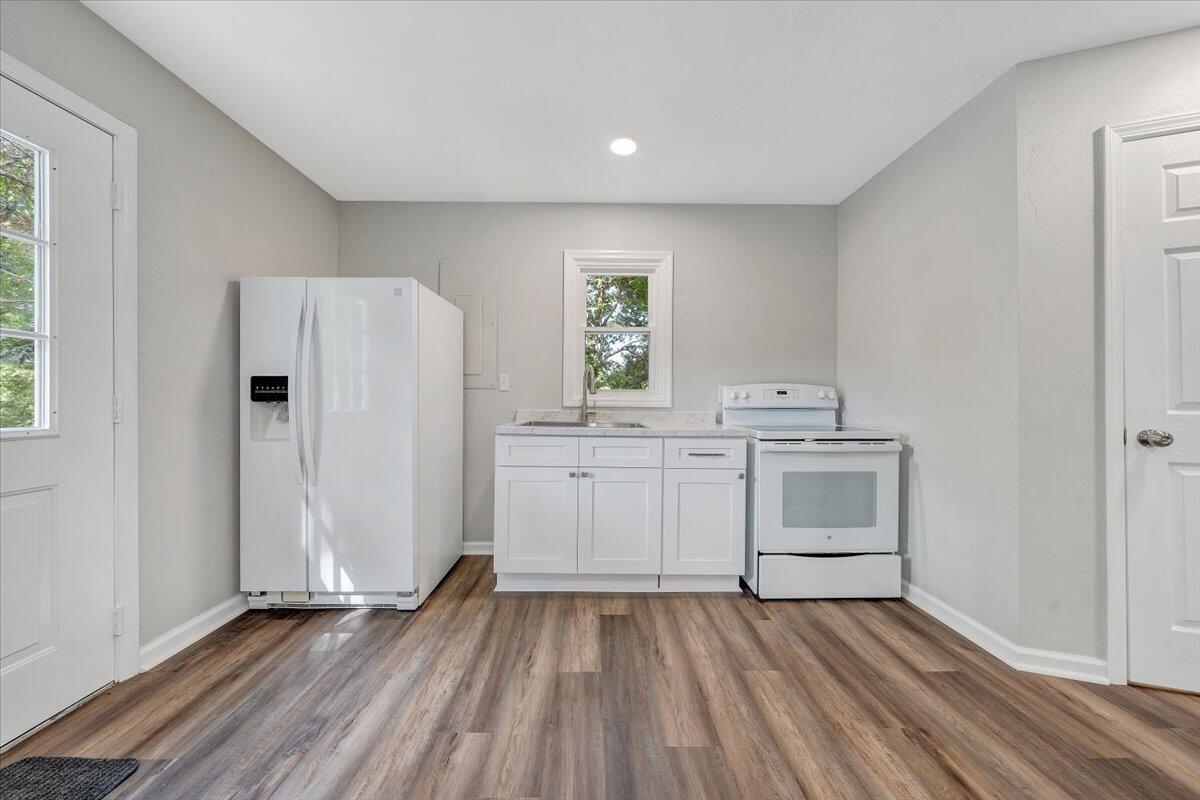 130 Angel DR