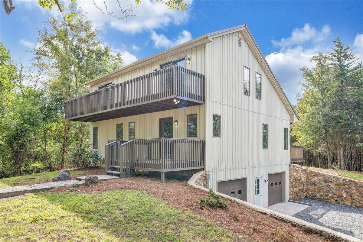 130 Angel DR