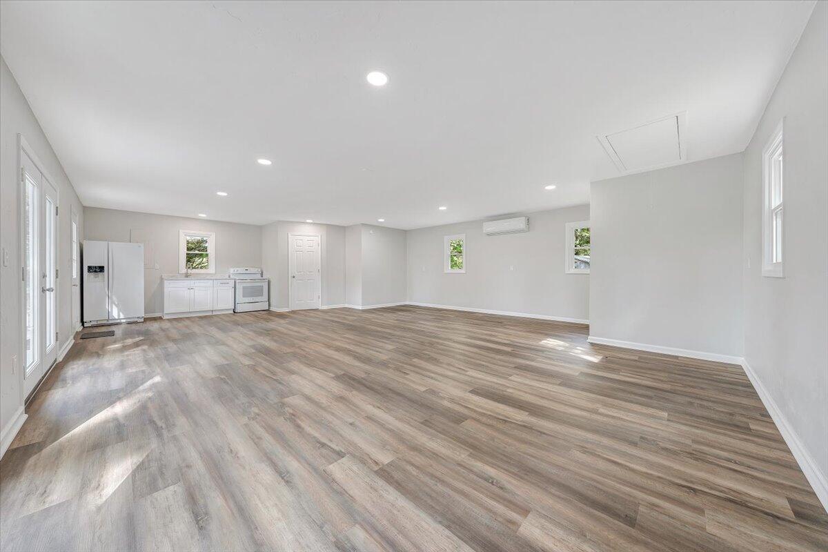130 Angel DR