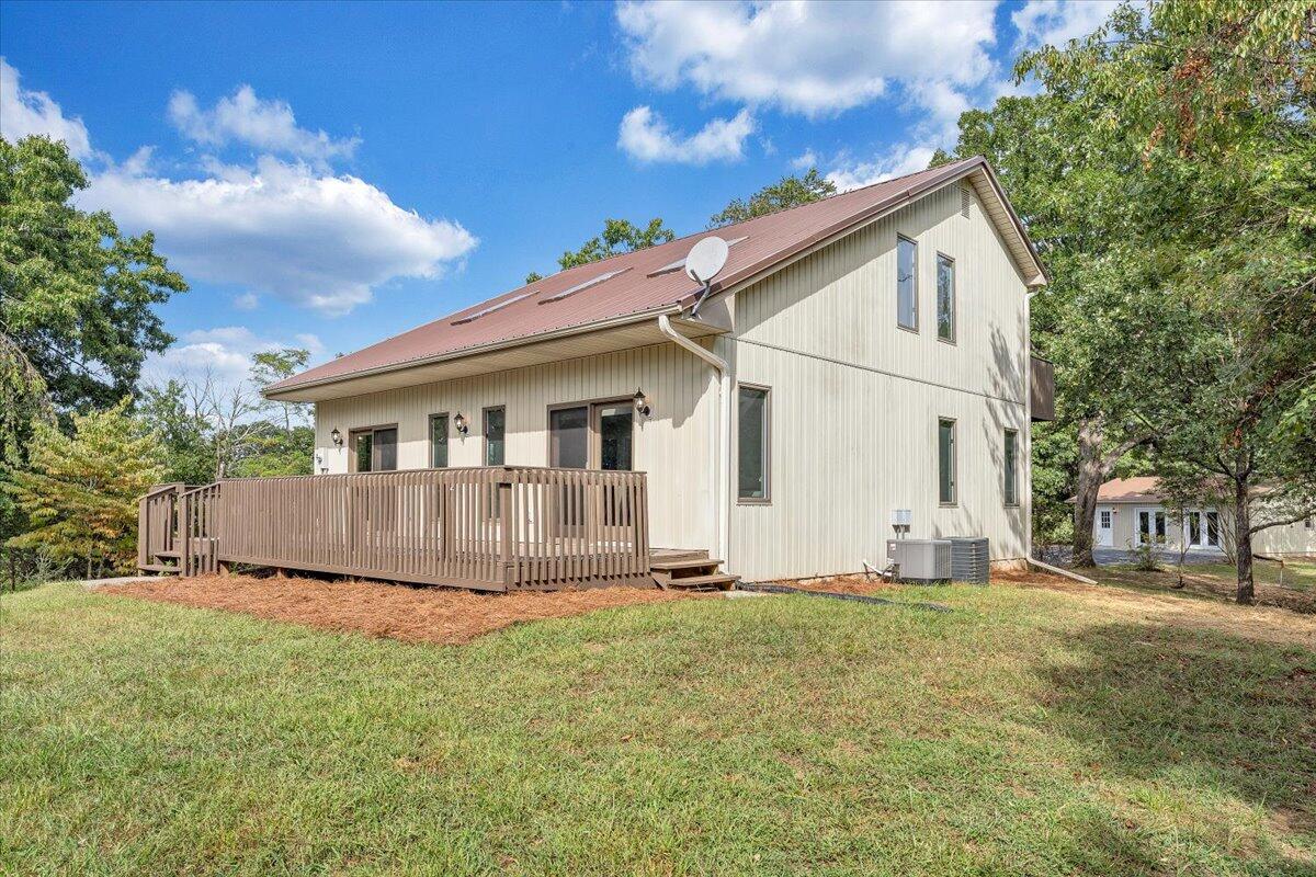 130 Angel DR