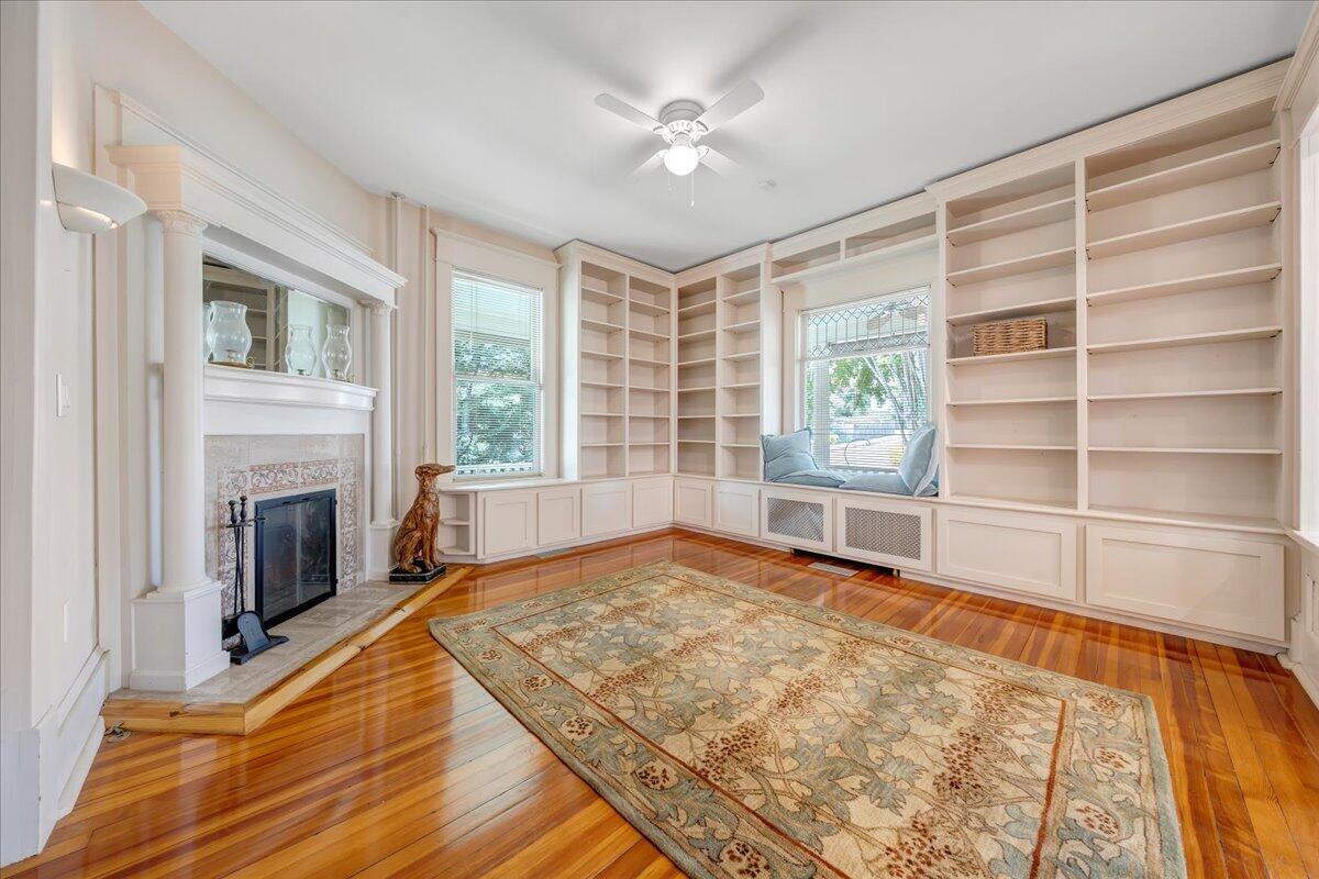 442 Washington AVE SW