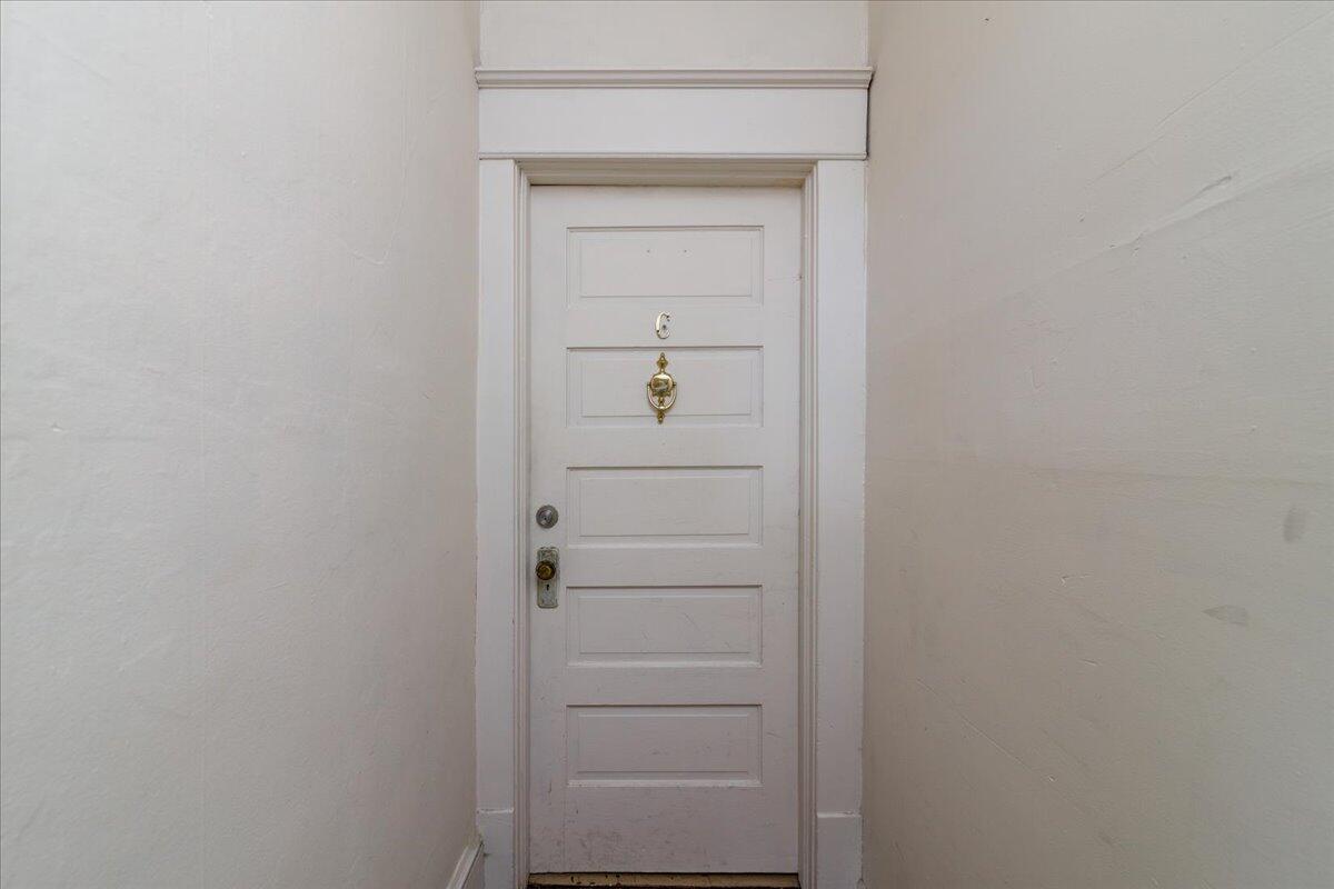 2202 Broadway AVE SW