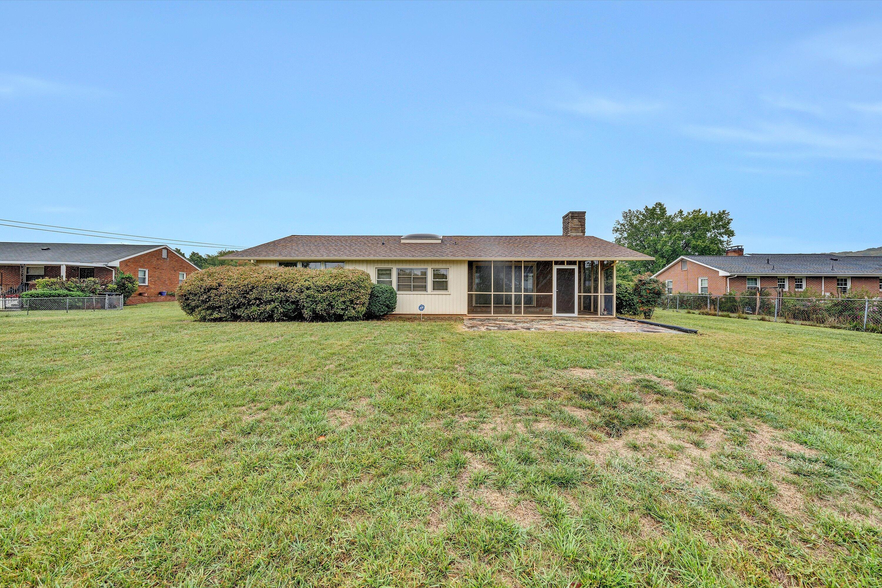 448 Cameron DR