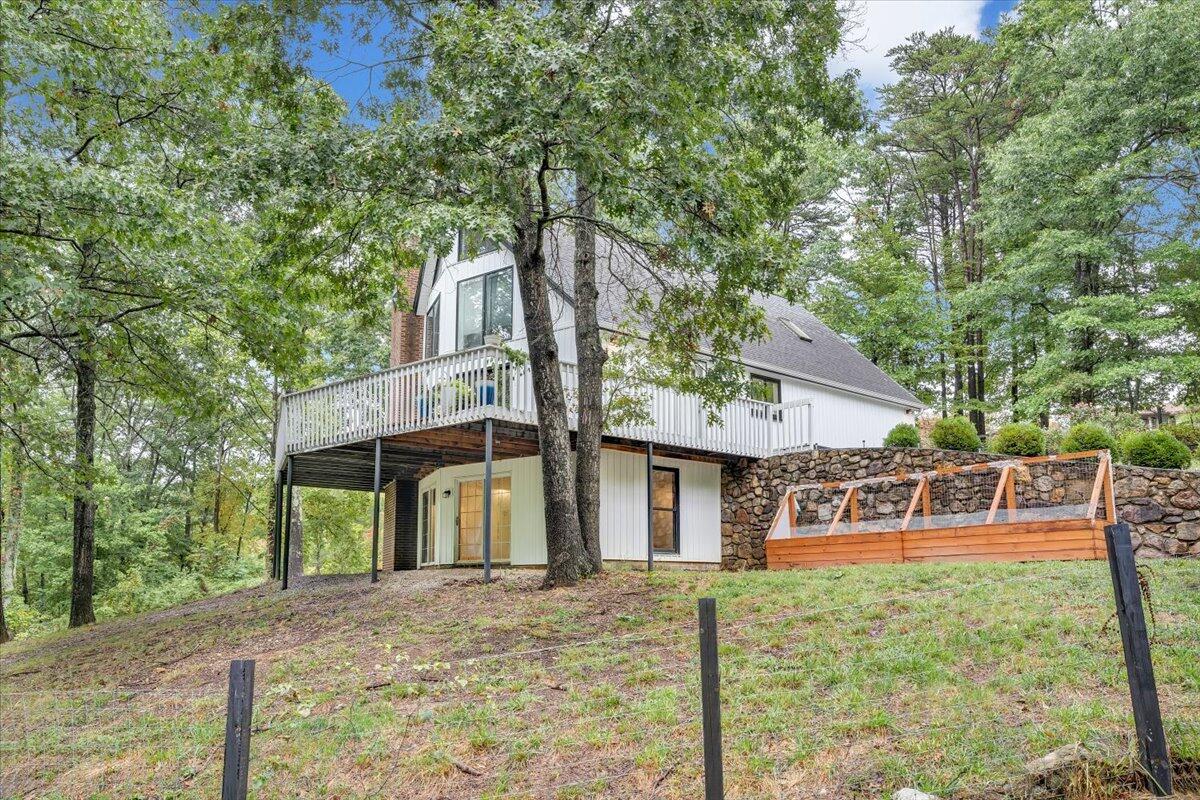 272 Basham LN