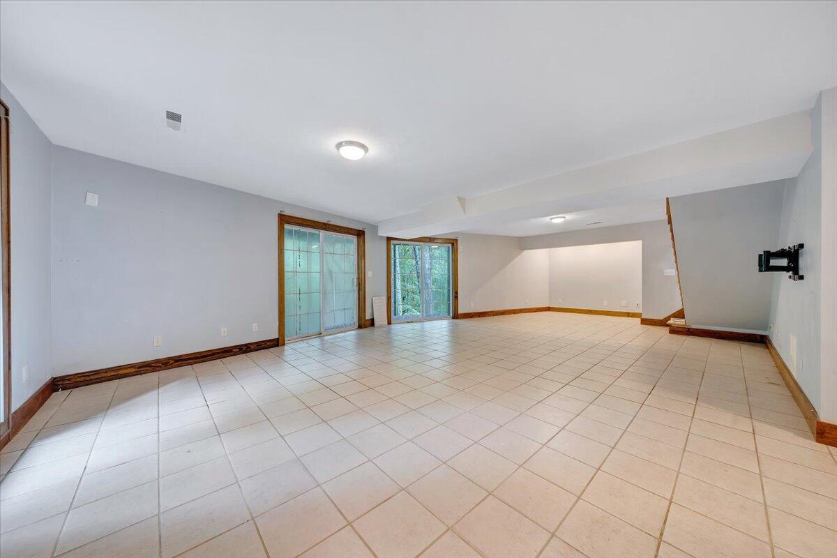 272 Basham LN