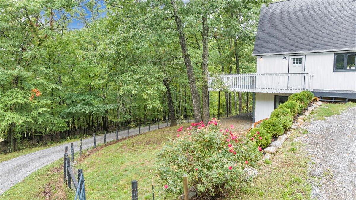 272 Basham LN