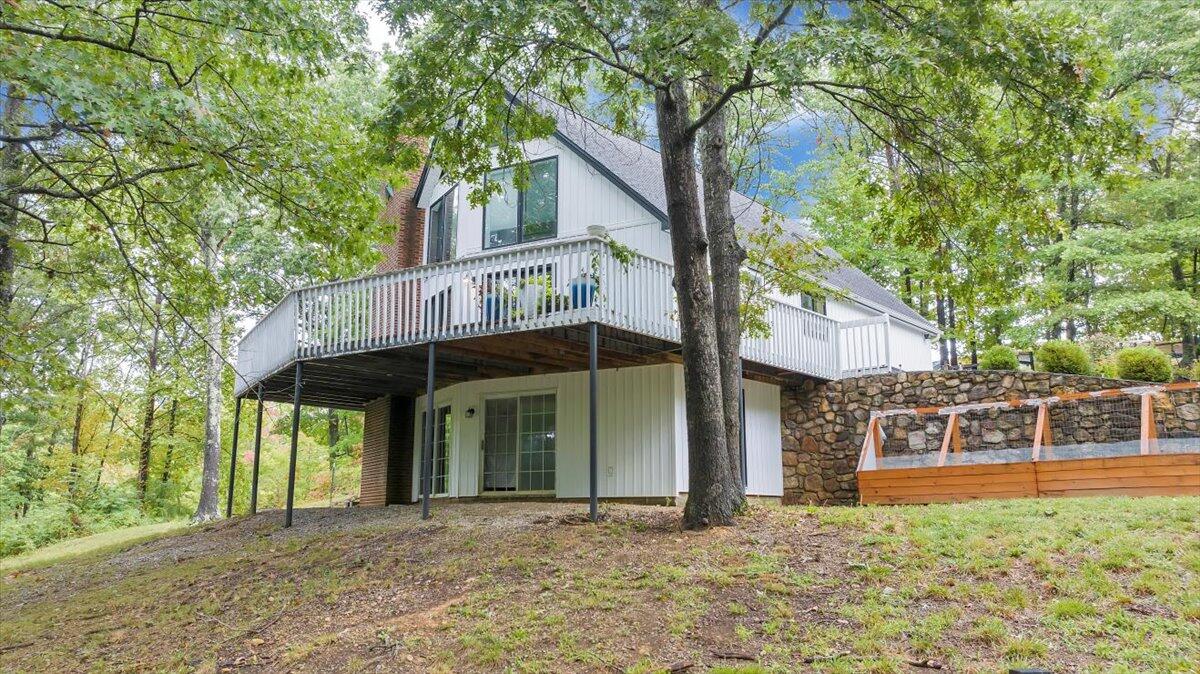 272 Basham LN