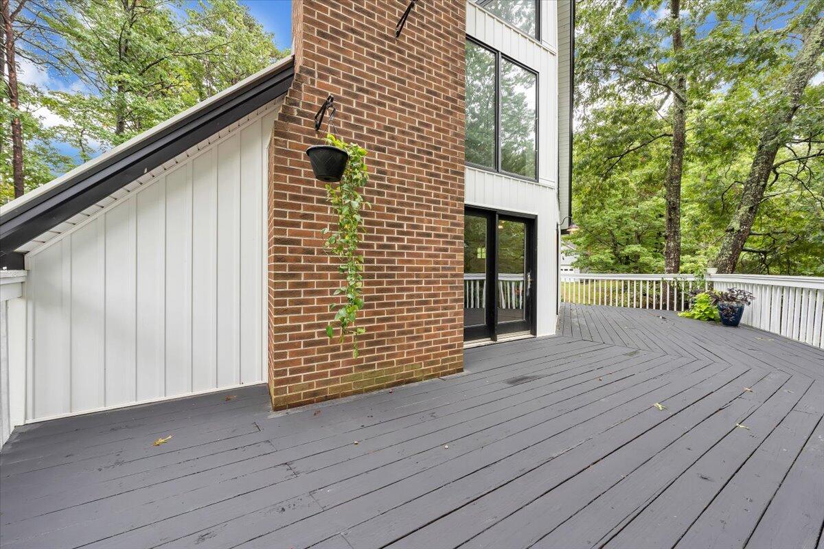 272 Basham LN
