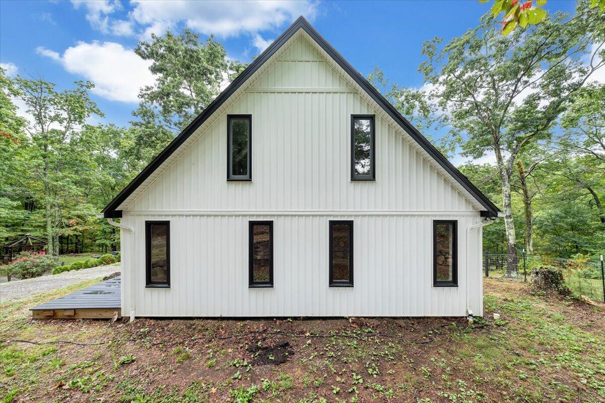 272 Basham LN