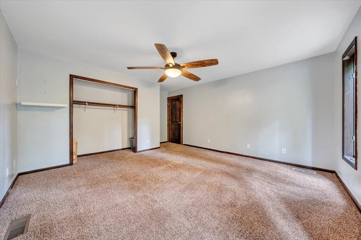 272 Basham LN