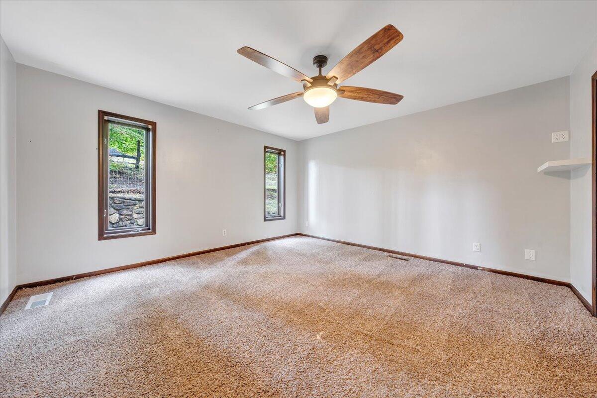 272 Basham LN
