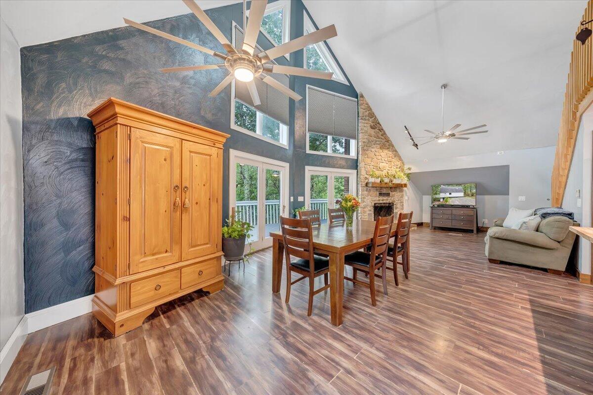 272 Basham LN