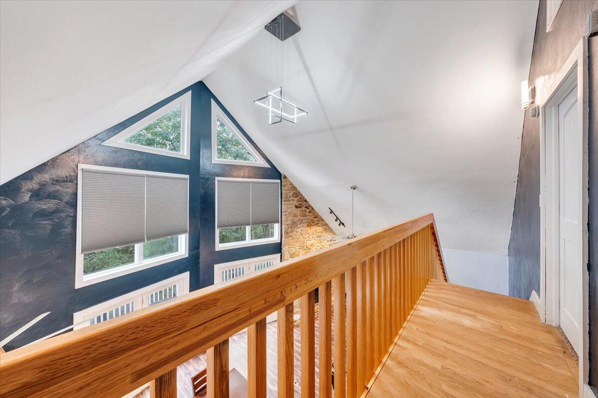 272 Basham LN