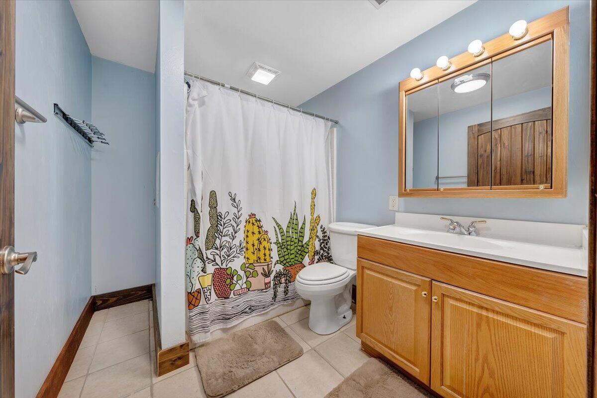 272 Basham LN