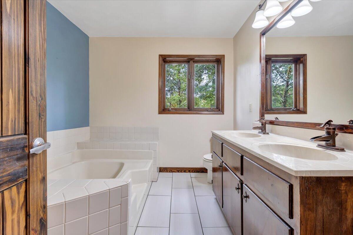 272 Basham LN