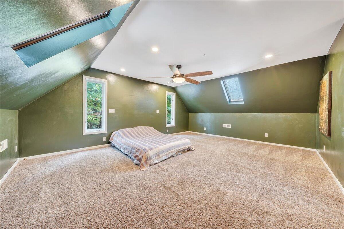 272 Basham LN