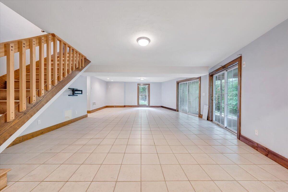 272 Basham LN