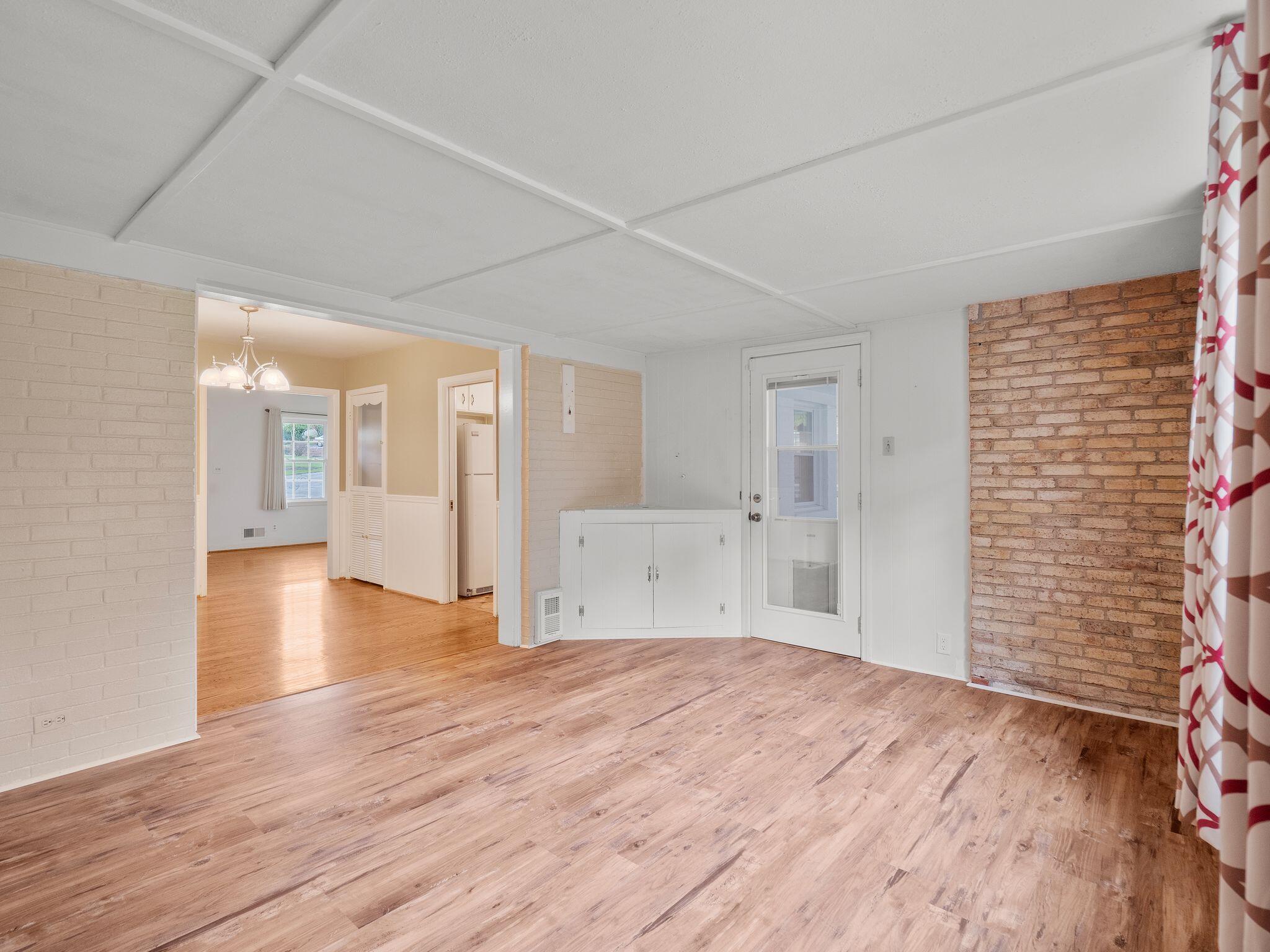 4432 Kirkwood CIR