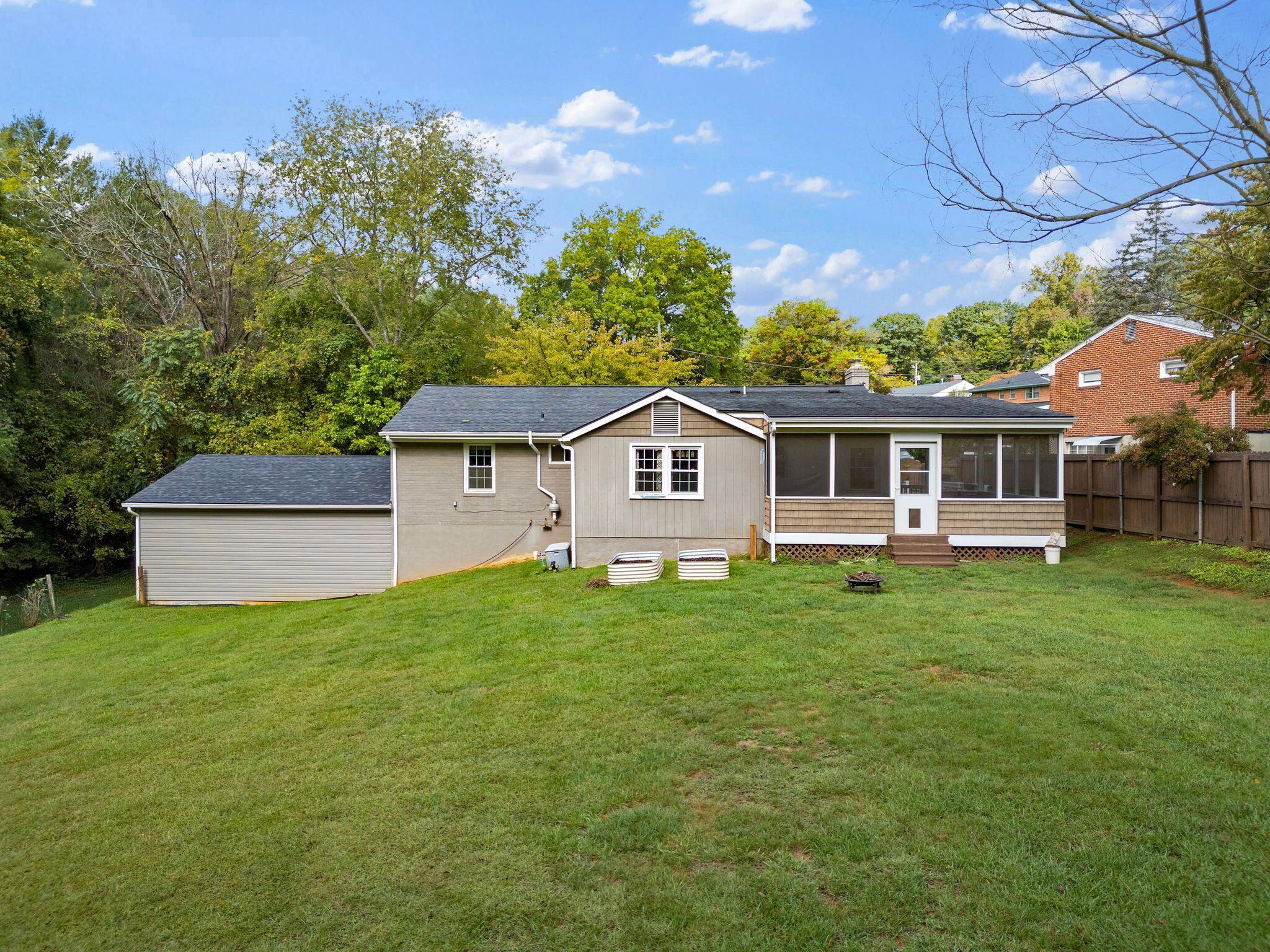 4432 Kirkwood CIR